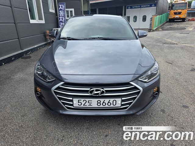 Hyundai Avante — exterior