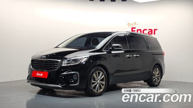 Kia Carnival — exterior