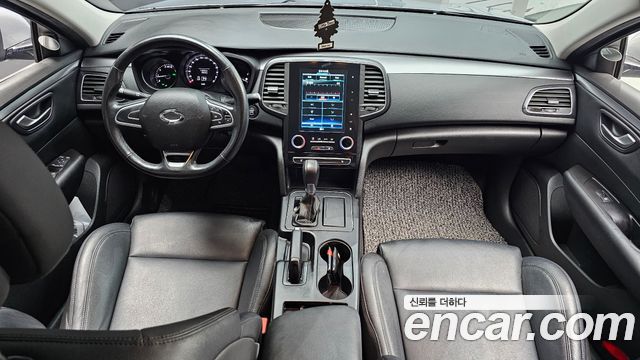 Renault Korea SM6 — interior