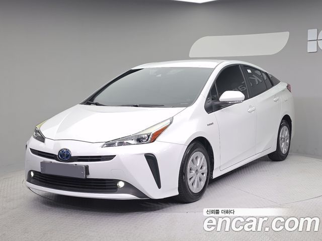 Toyota Prius — exterior