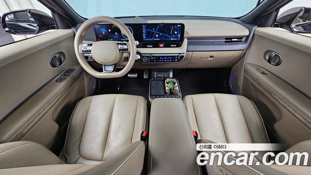 Hyundai IONIQ 5 — interior