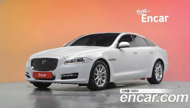 Jaguar XJ — exterior