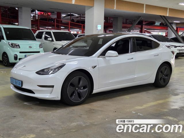 Tesla Model 3 — exterior