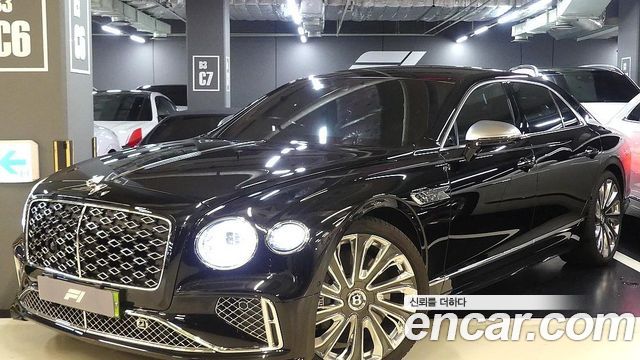 Bentley Flying Spur — exterior