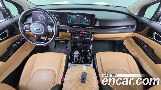 Kia Carnival — interior