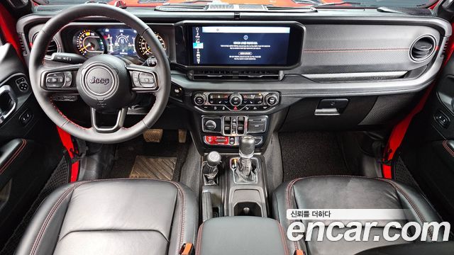 Jeep Wrangler — interior