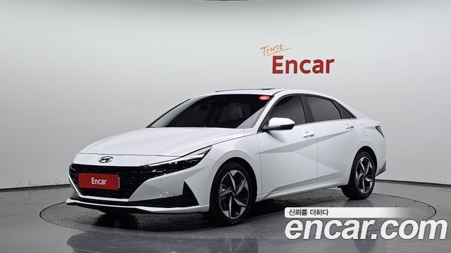 Hyundai Avante — exterior
