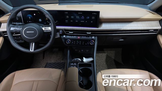 Hyundai Sonata — interior