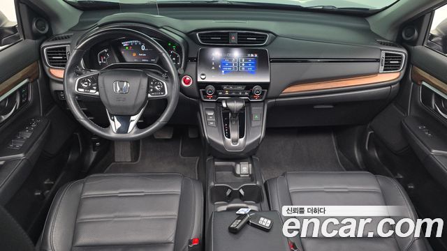Honda CR-V — interior