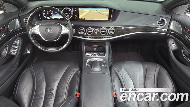 Mercedes-Benz S-Class — interior