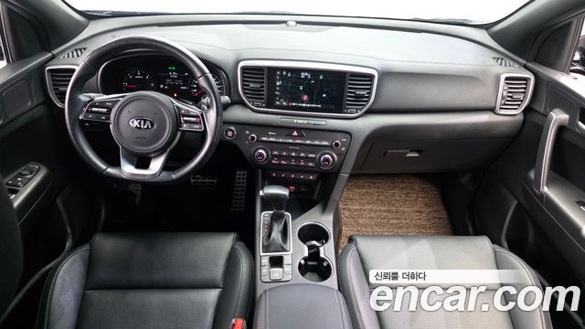 Kia Sportage — interior