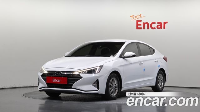 Hyundai Avante — exterior