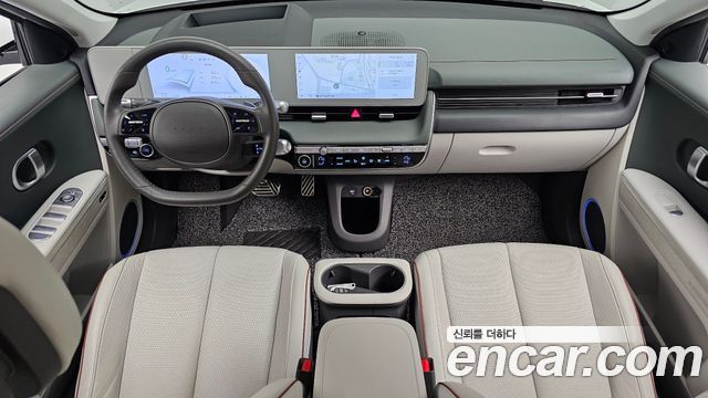 Hyundai IONIQ 5 — interior