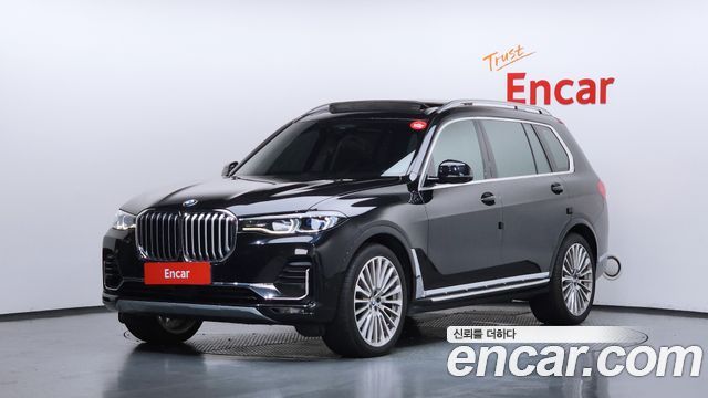 BMW X7 — exterior