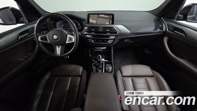 BMW X3 — interior
