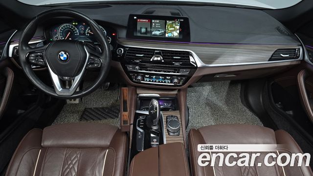 BMW 5 Series — interior