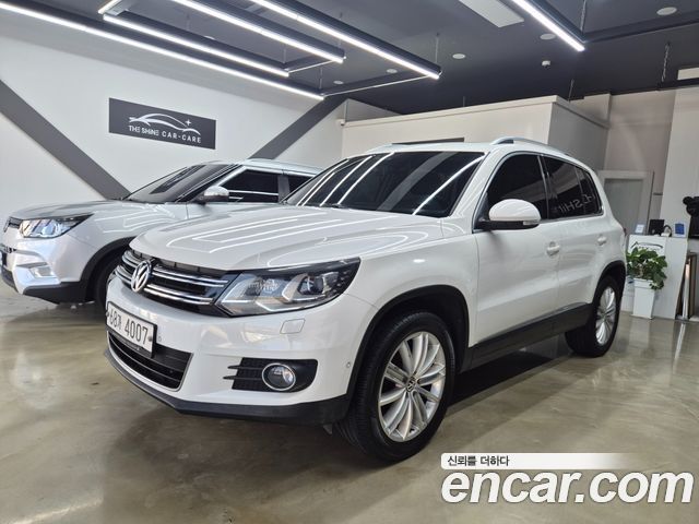 Volkswagen Tiguan — exterior