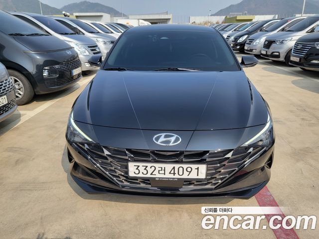 Hyundai Avante — exterior