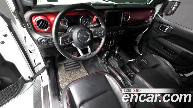 Jeep Wrangler — interior