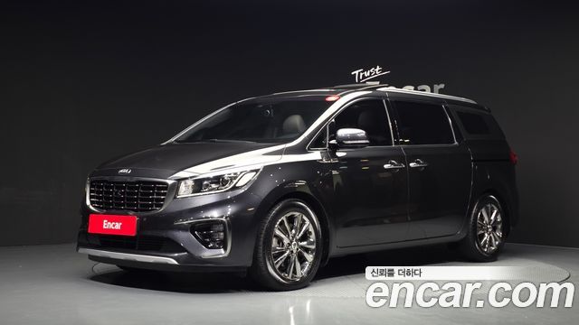 Kia Carnival — exterior