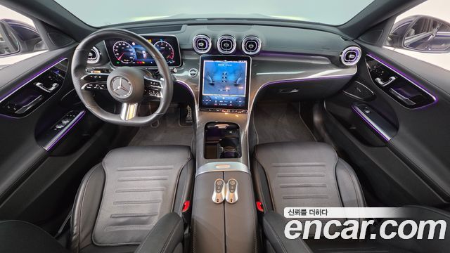 Mercedes-Benz C-Class — interior