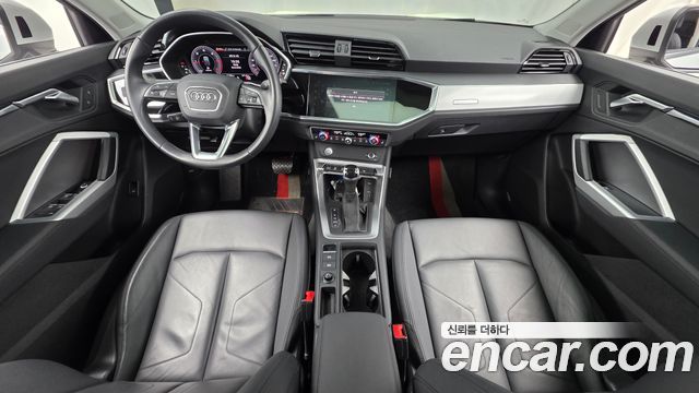 Audi Q3 — interior