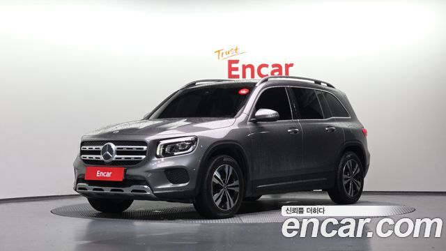Mercedes-Benz GLB-Class — exterior