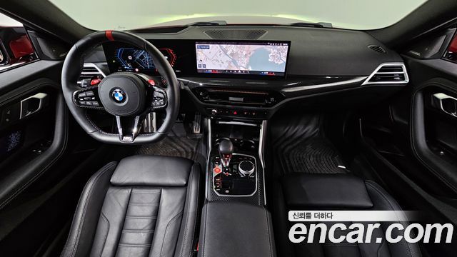 BMW M2 — interior