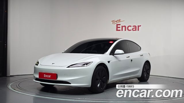 Tesla Model 3 — exterior