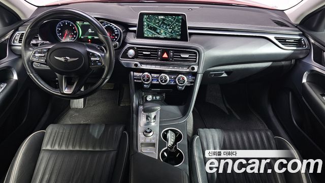Genesis G70 — interior