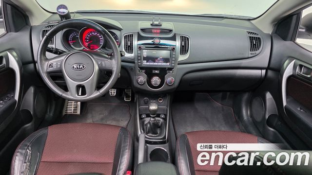 Kia Forte — interior
