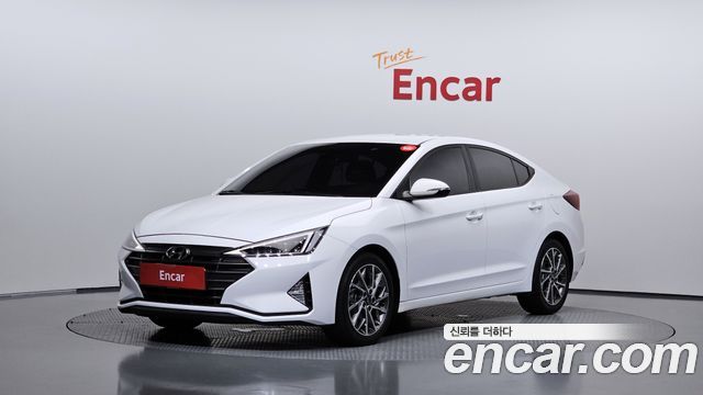 Hyundai Avante — exterior