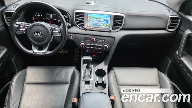 Kia Sportage — interior