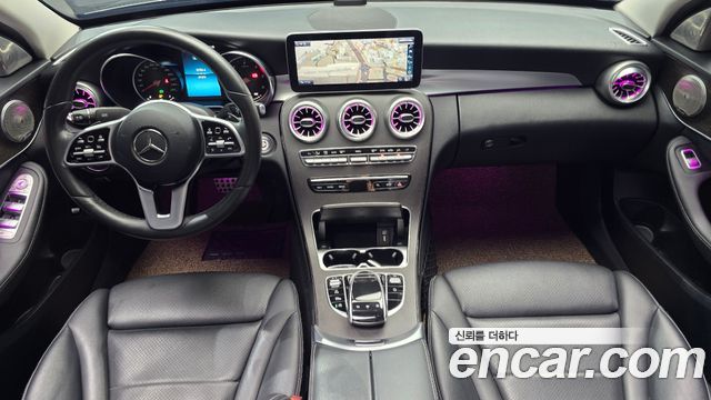 Mercedes-Benz C-Class — interior