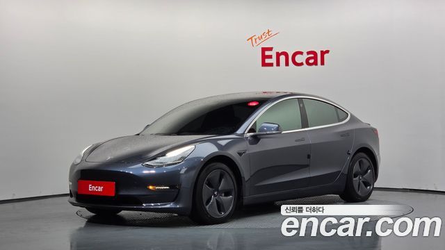 Tesla Model 3 — exterior