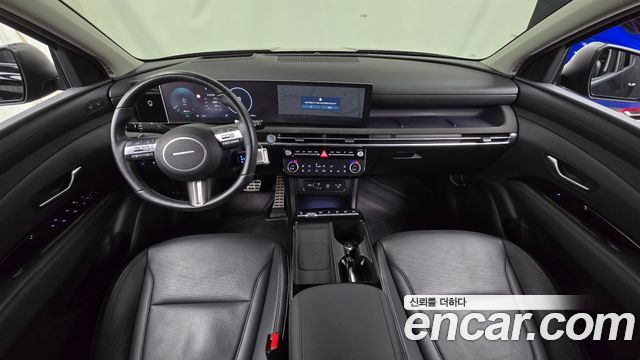 Hyundai Tucson — interior