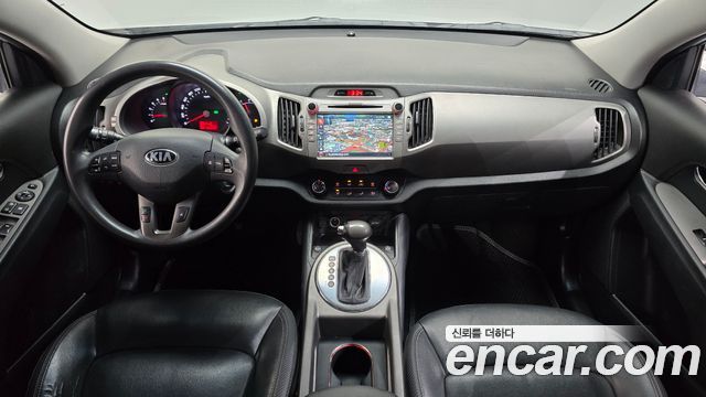 Kia Sportage — interior