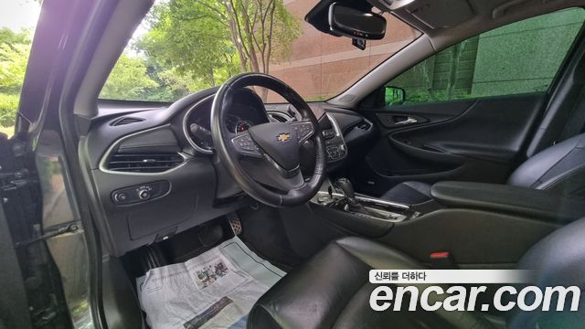 Chevrolet Korea Malibu — interior