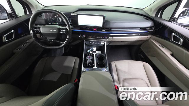 Kia Carnival — interior