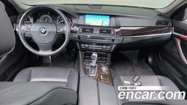 BMW 5 Series — interior