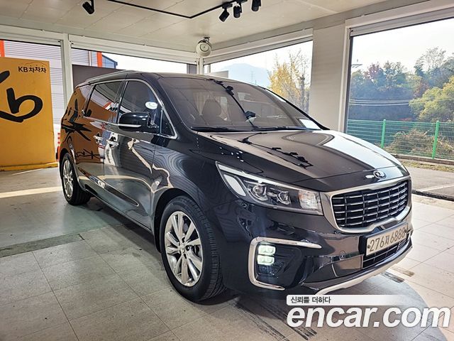 Kia Carnival — exterior