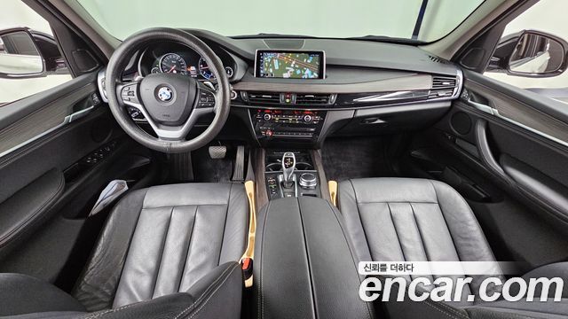 BMW X5 — interior
