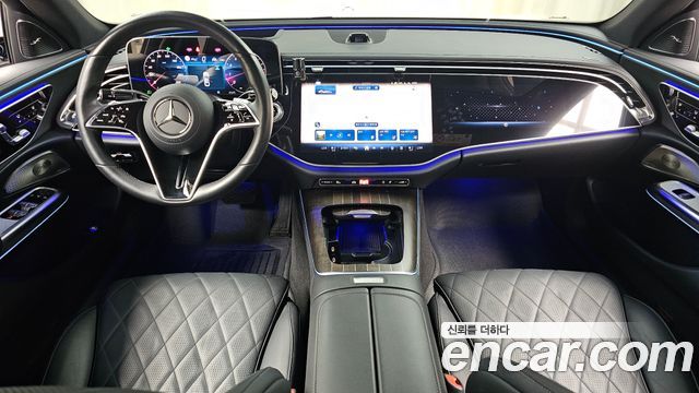 Mercedes-Benz E-Class — interior