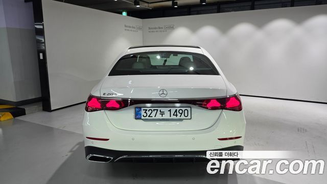 Mercedes-Benz E-Class — interior