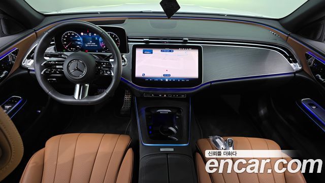Mercedes-Benz E-Class — interior