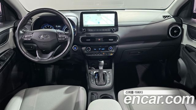 Hyundai Kona — interior
