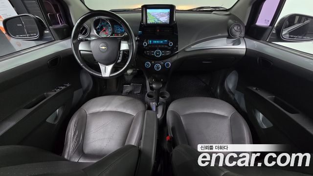 Chevrolet Korea Spark — interior