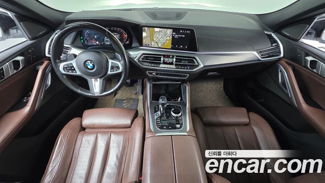 BMW X6 — interior