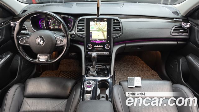 Renault Korea SM6 — interior