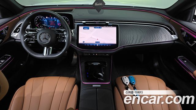 Mercedes-Benz E-Class — interior